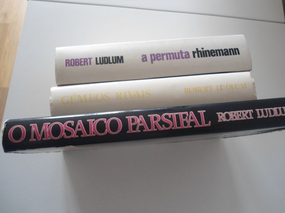 3 Obras de Robert Ludlum (anos 80 e 90)