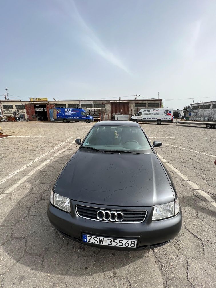 Audi a3 8l 1.6 benzyna