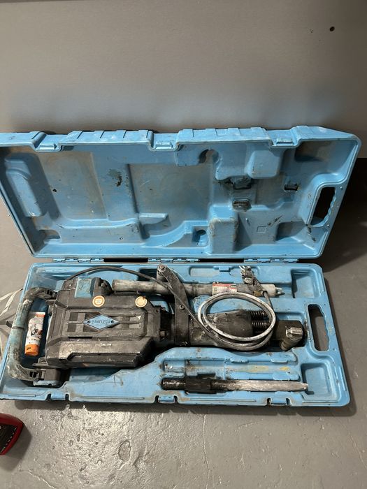 Прокат/оренда відбійний молоток Sturm profesional +SDS Max Metabo