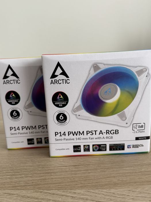 2 Ventoinhas 140mm Arctic P14 PWM PST A-RGB 1900RPM 4 Pinos Branca