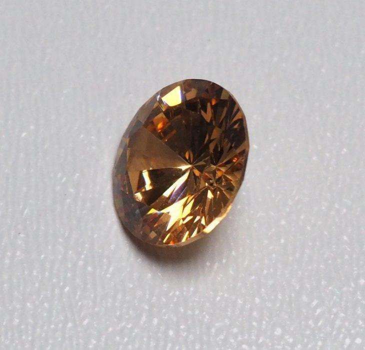 Zircónia 10.35 ct. .