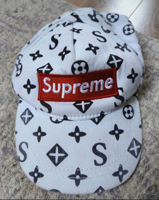 Czapka Supreme z daszkiem