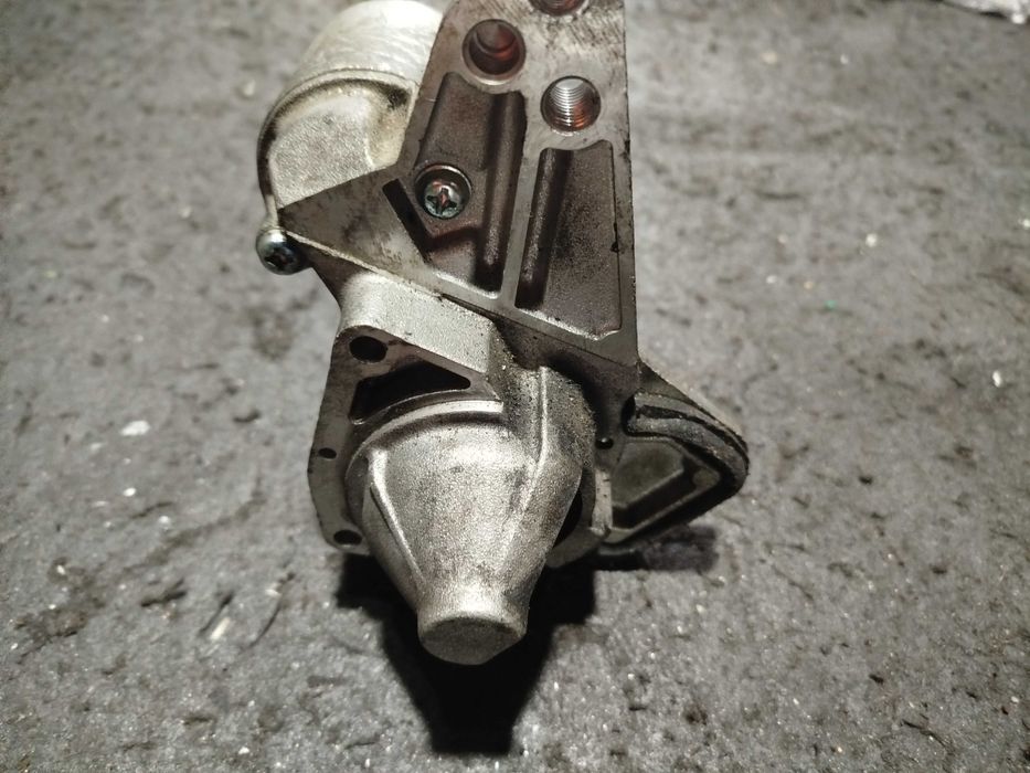 Стартер Dacia Dokker Duster Lodgy Logan Sandero Renault Captur 0.9 1.2