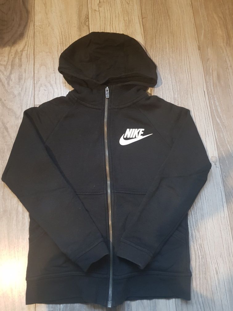 Bluzy NIKE stan bardzo dobry 146/152cm