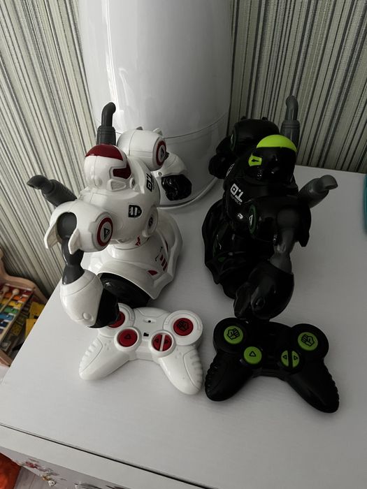 Дитячі роботи що бʼються