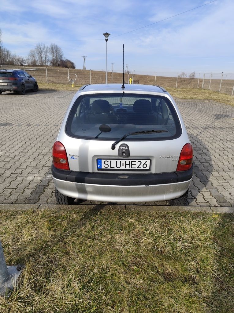Opel Corsa B 1.0