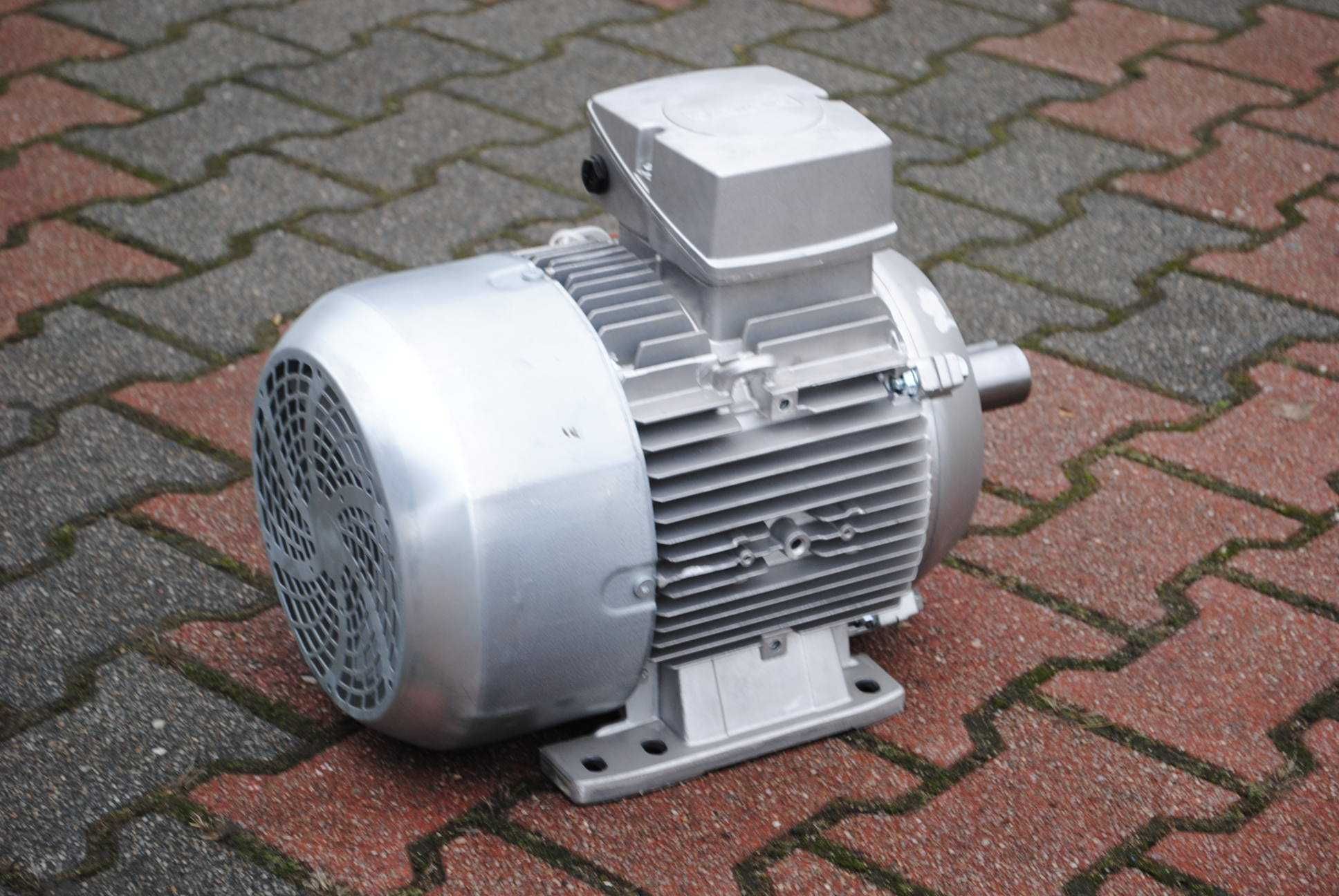 Silnik elektryczny 4kw 975obr./min.. Siemens