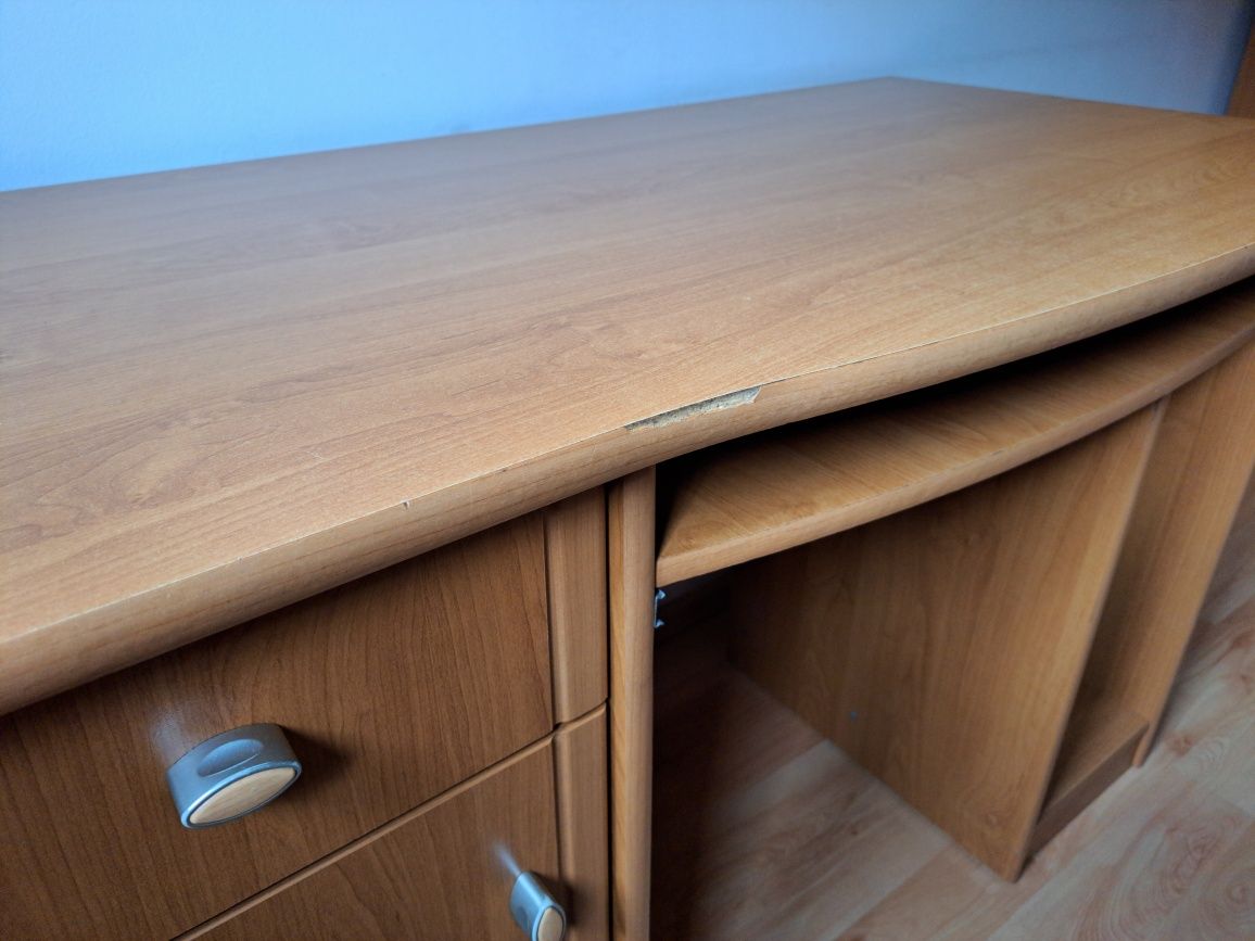 Biurko 120x60 cm w kolorze drewna olchowego