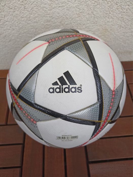 Piłka Adidas Champions League OMB