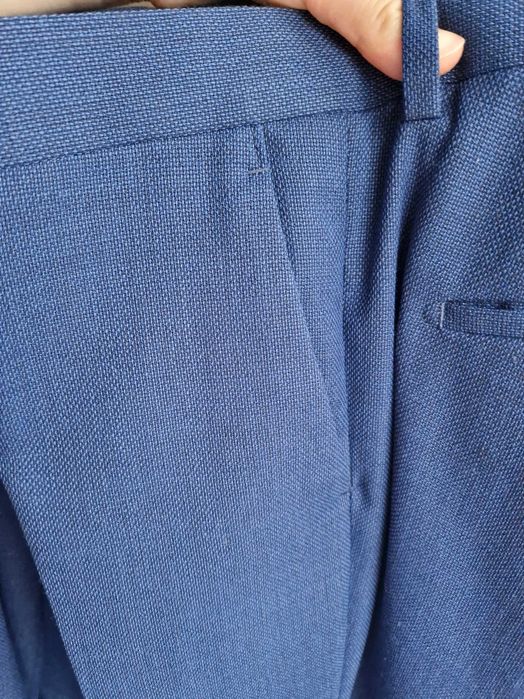 Чоловічий костюм L Розмір