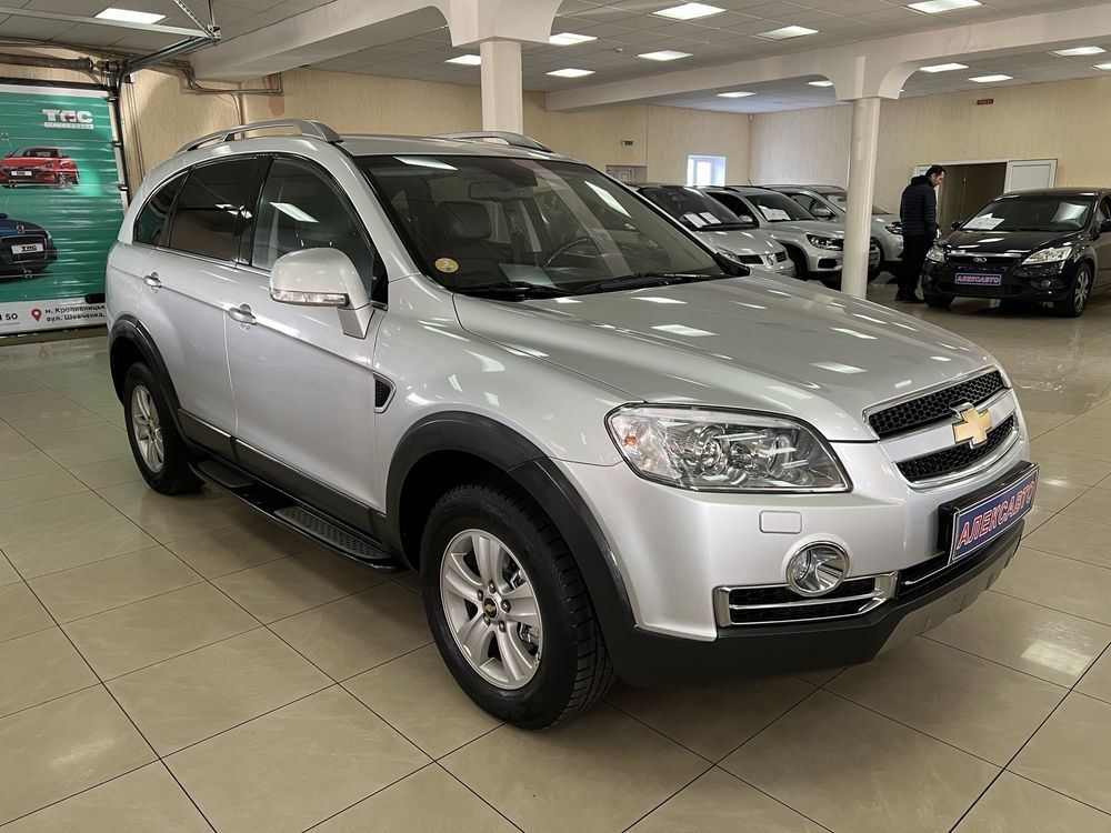 Chevrolet Captiva AWD 2.0VCDi 16V 5АКПП 2010 р.в. (150 к.с.), 7 місць