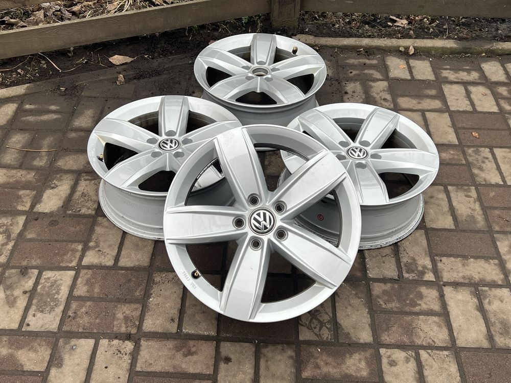 Диски R17 5/112 Volkswagen B7 b8 cc , Skoda