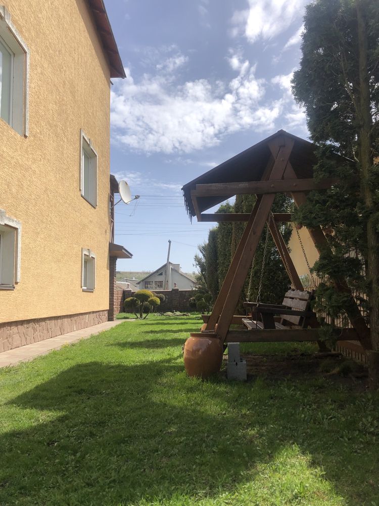 Продається приватний будинок