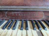 Piano J. Labrousse 51