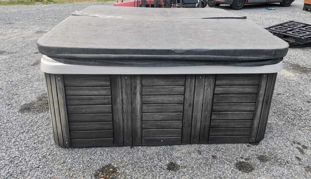 Jacuzzi Używane elektryczne sprawne Balia wodna Transport Wanna Hydro