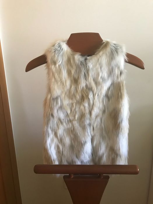 Casaco pelinho Zara tamanho 9/10