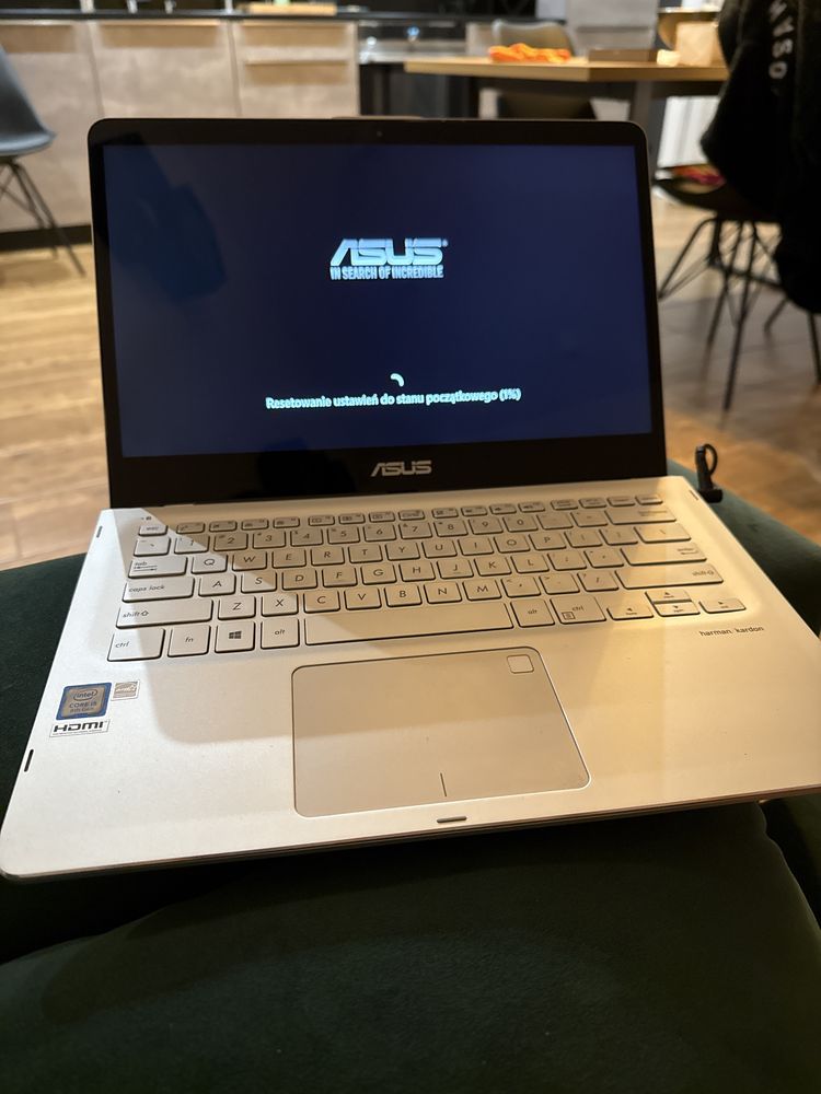Asus Laptop  8 GB RAM | 1 TB HDD | Dotykowy ekran | Windows 10