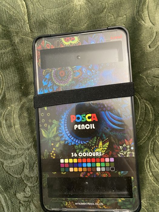 Pudełko puszka na kredki na 36 sztuk Uni Posca organizer tacki