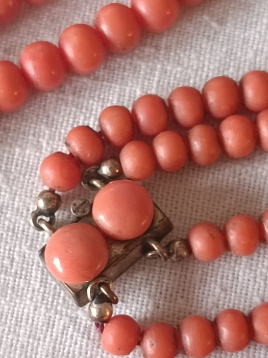 Коралл.Бусы .Антиквариат.Италия.ВЕС 45 ГРАММ