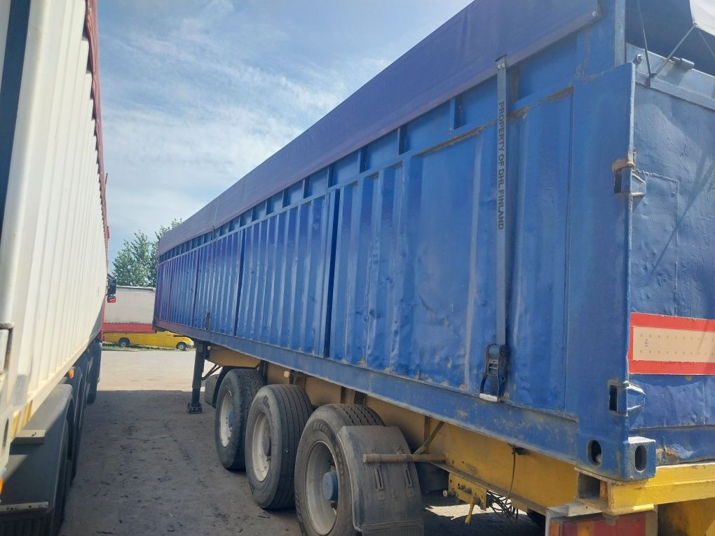Напівпричіп контейнеровоз
