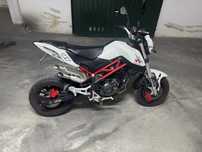 Benelli tnt 125 impecavel
