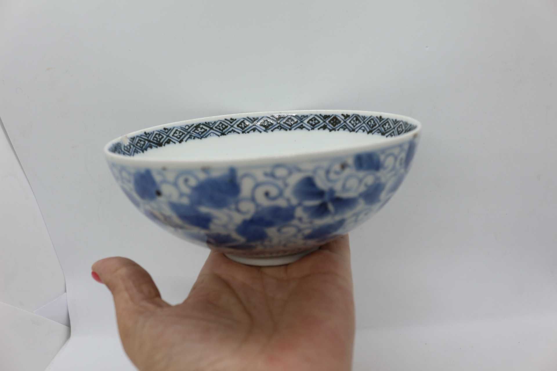 Taça Porcelana Chinesa Decoração a Azul Motivos Florais XVIII 15 cm