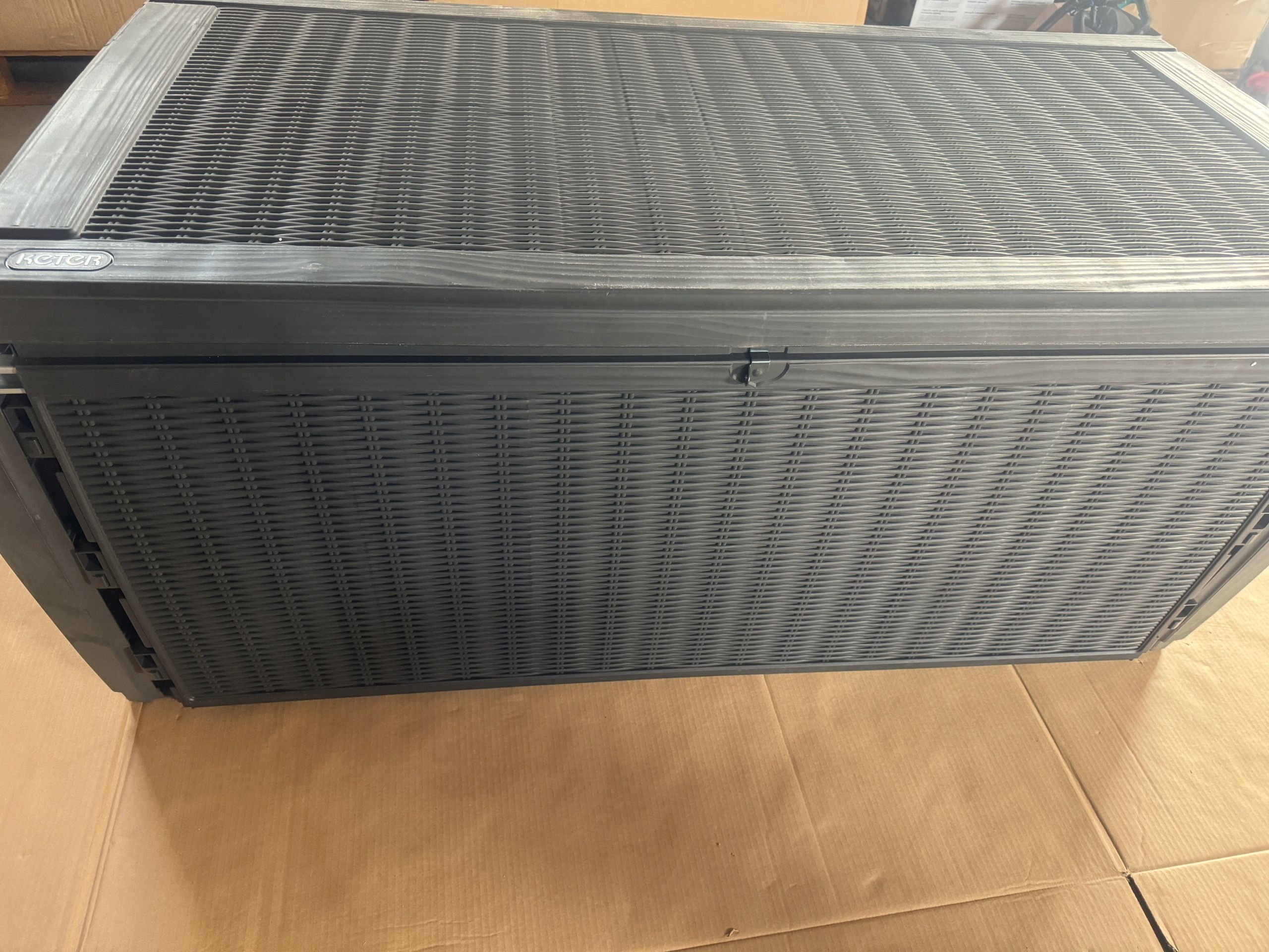 Keter Sumatra Skrzynia do przechowywania 511L 145 x 73 x 64 cm