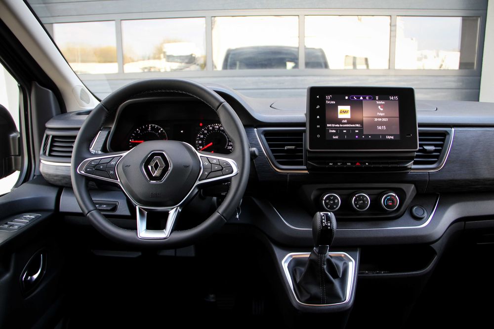 Wynajem Busów 8/9 osobowych Radom, Renault Trafik 2024 Long Automat