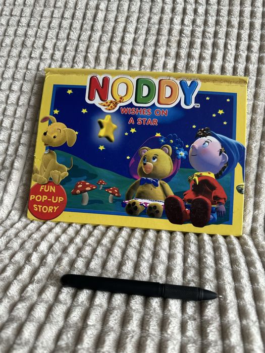 Дитяча книга,  англійська Baby Ladybird Rainbow colours кольори