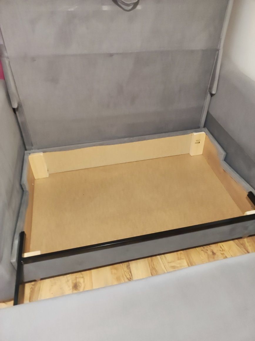 Sofa rozkładana dwuosobowa