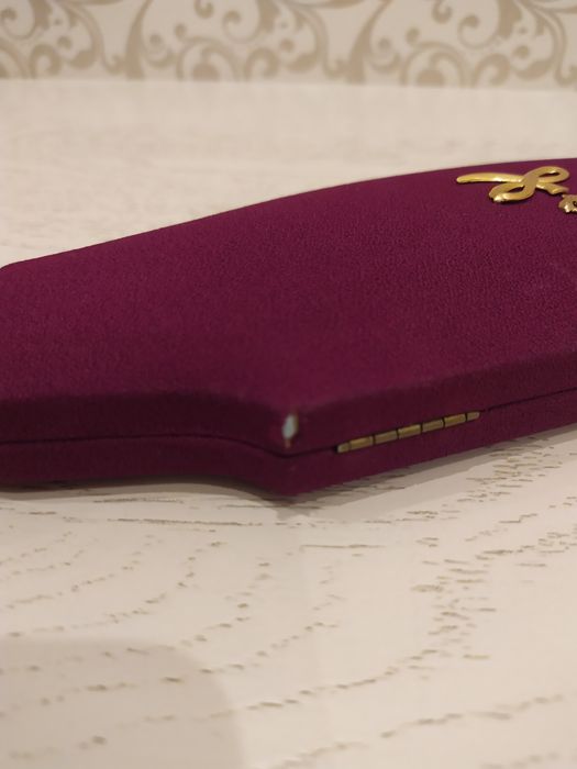 Вінтажна подарункова коробочка скринька для кольє, ювелірних виробів