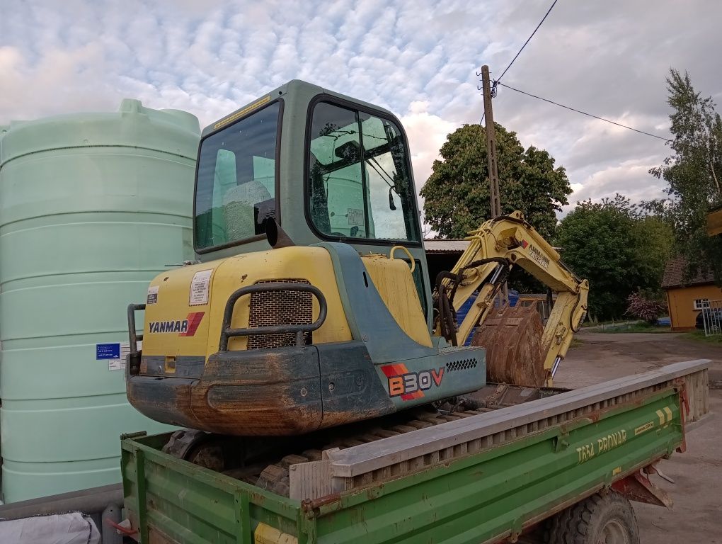 Koparka gąsienicowa yanmar b30v minikoparka yanmar