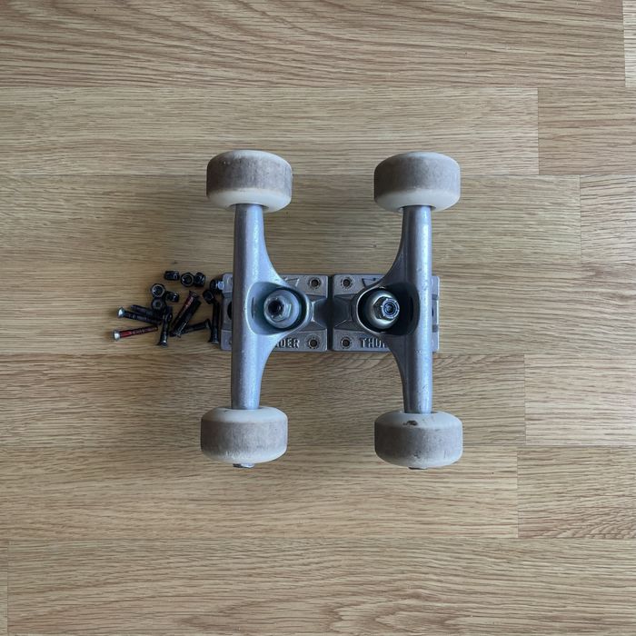 Thunder 147 team truck (polished) 8” / Bones Tucker Big Fish 32”