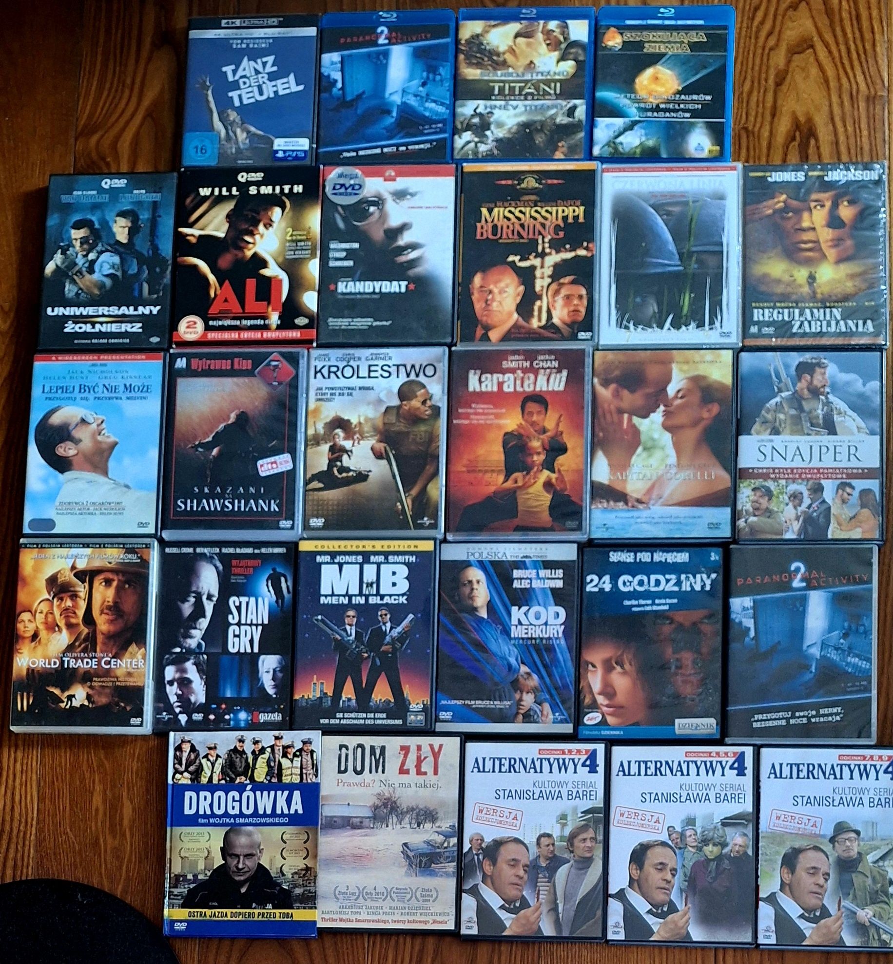 Pakiet filmów DVD. Uniwersalny żołnierz, Mucha, Gatunek, Skazani na Sh