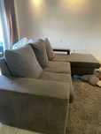 Sofa usado em muito bom estado com 2 pufs