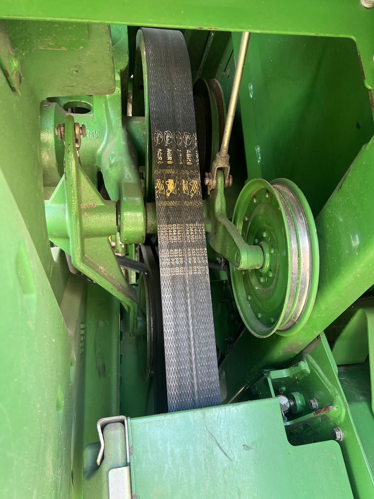 Комбайн John deere S680 4x4