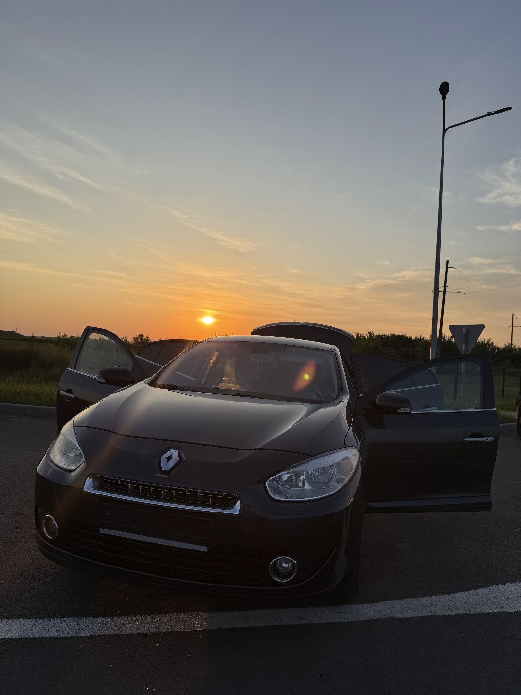 Renault Fluence 1.6 газ/бензин 2012 82 kw