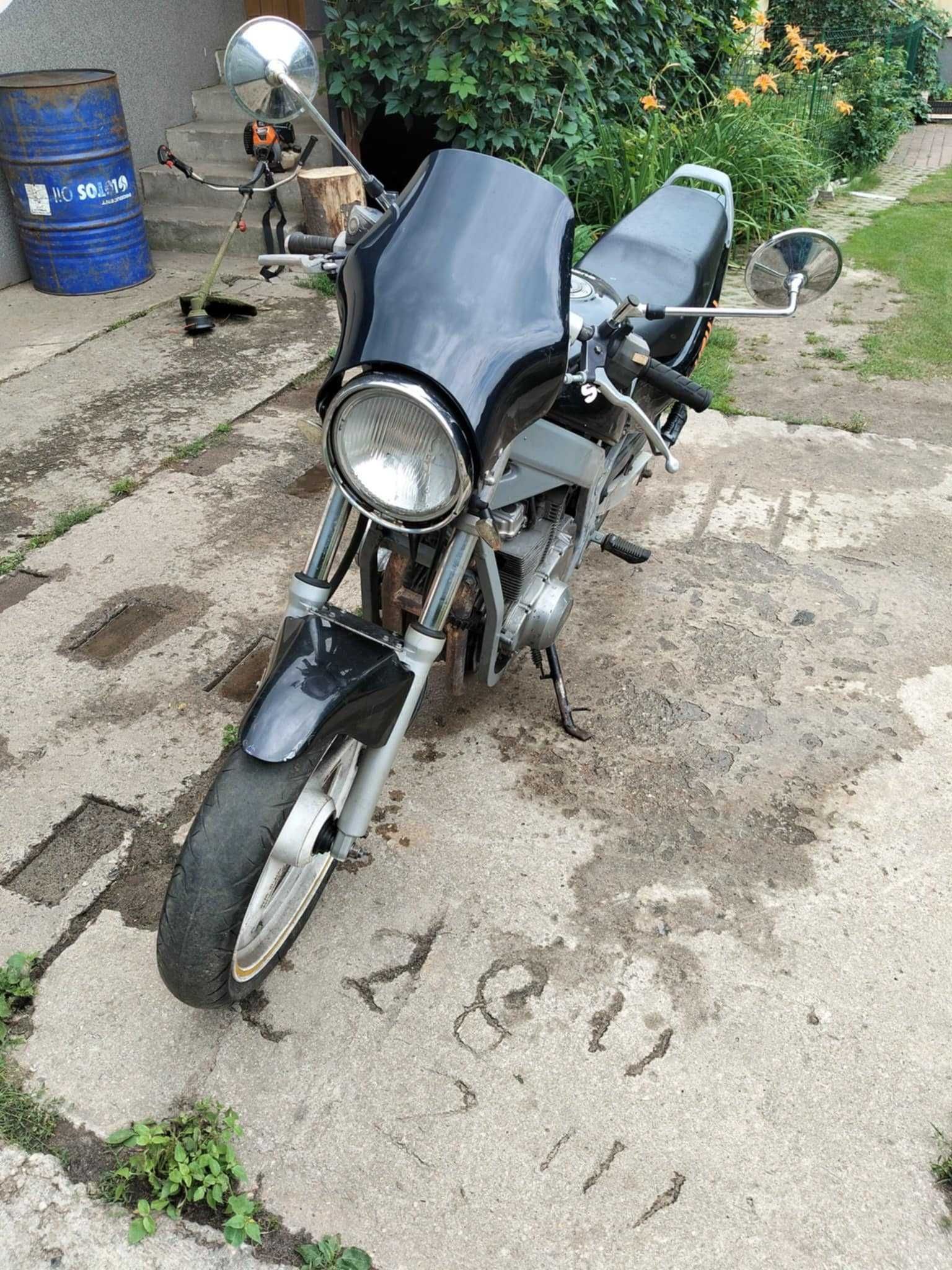 Sprzedam motocykl Suzuki GS 500 naked (na części)