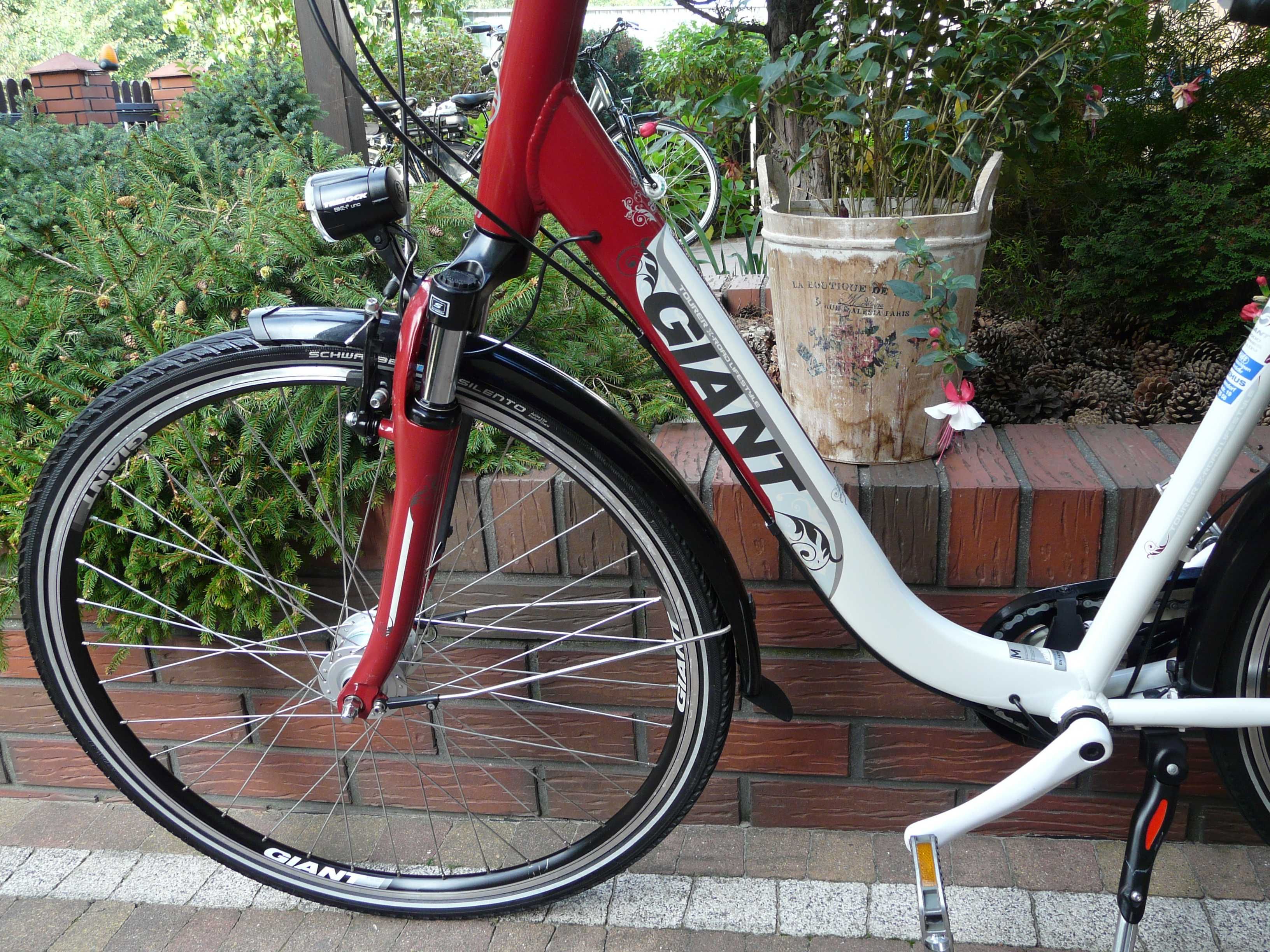 Rower miejski GIANT  Tourer X Road Lifestyle 28"/50- b.ładny ,nożny