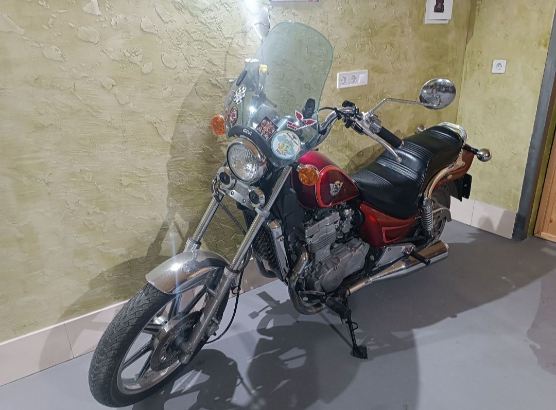 Kawasaki Vulcan EN 500