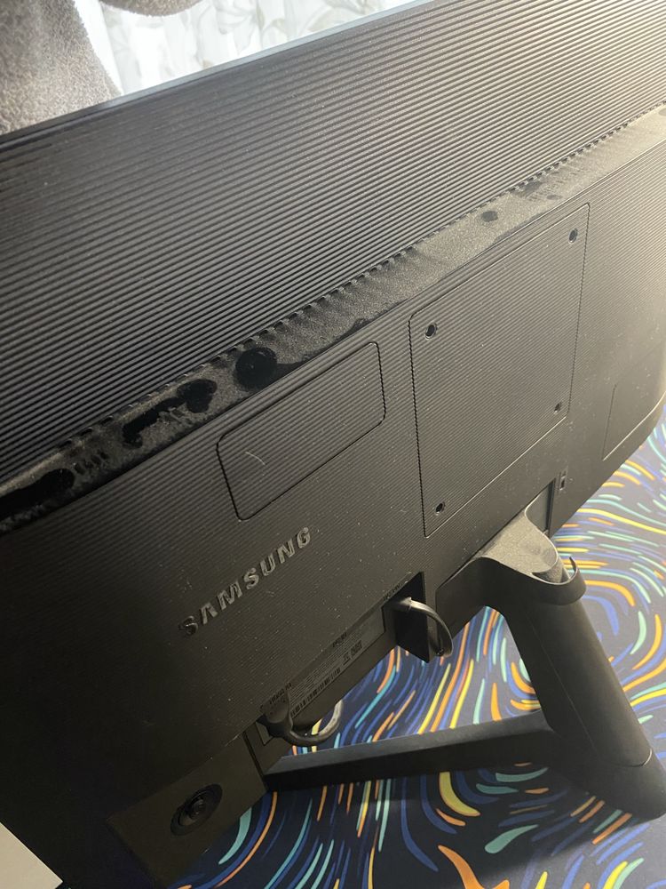 Монитор Samsung F24T350FHI