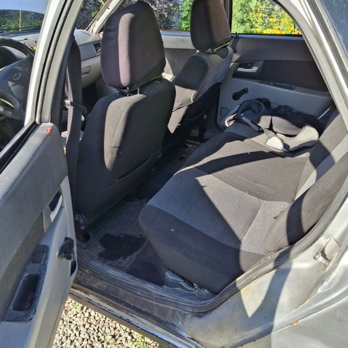 Разборка ВАЗ Приора хетчбек 2172