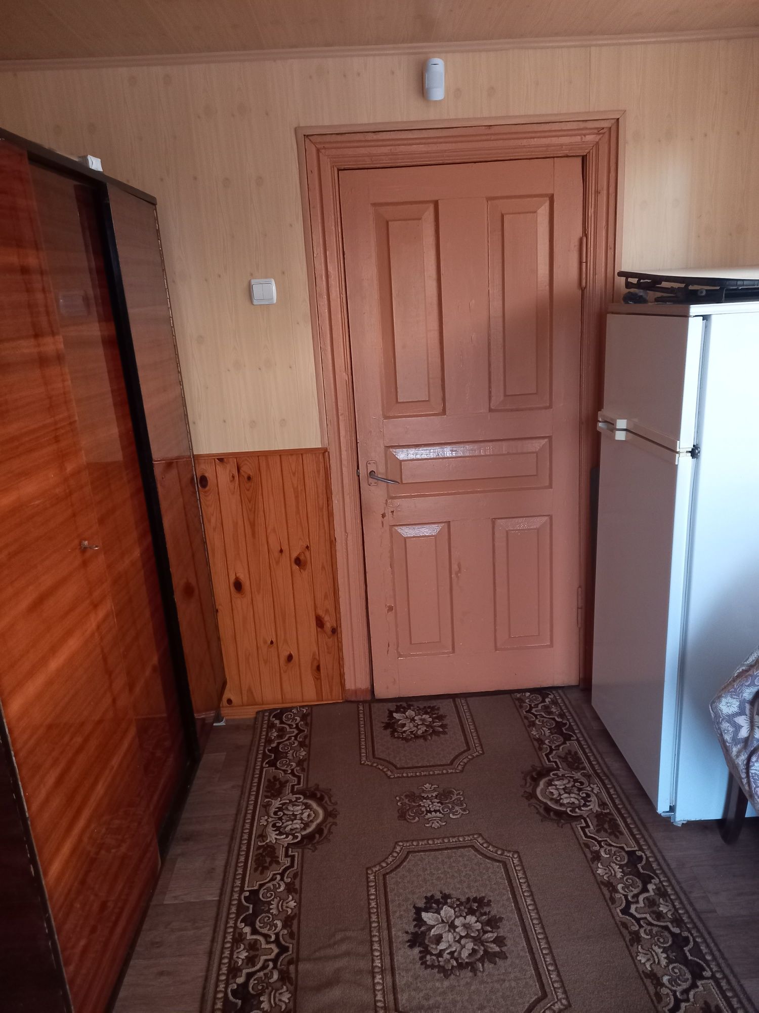 Продам цегляний будинок .