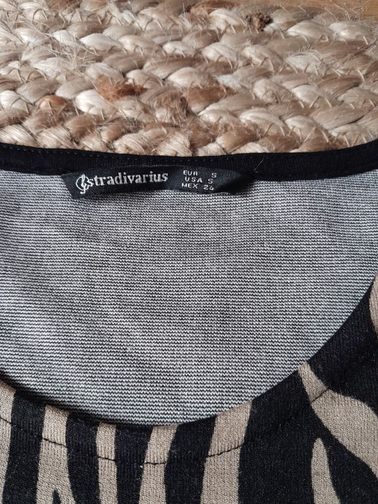 Vestido Stradivarius