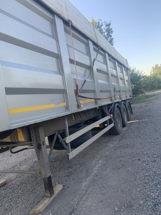 Полуприцеп самосвал зерновоз Bodex.