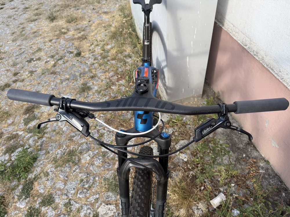 Cube Reaction carbono M 29er