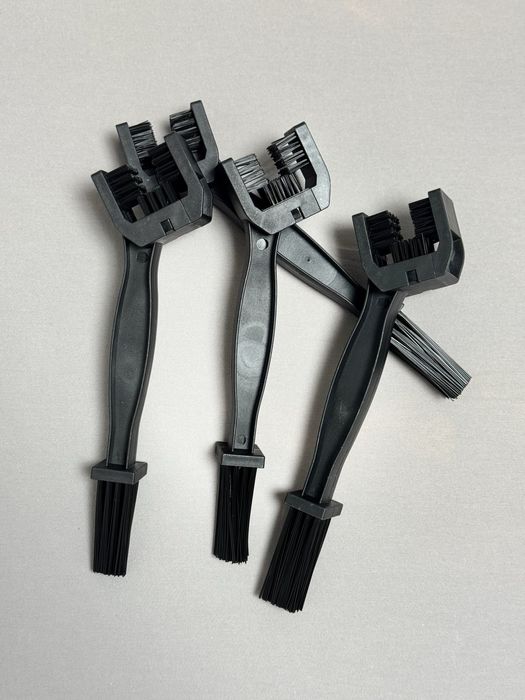 Щітка для чистки ланцюга