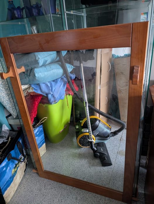 Cómoda com espelho cerne