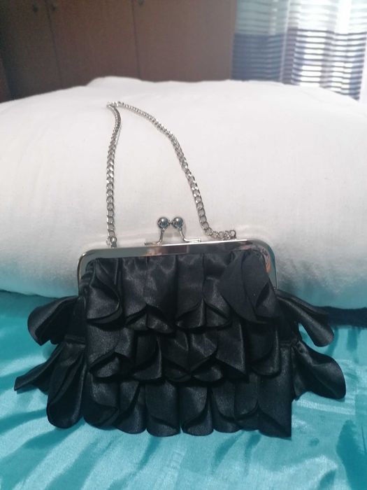 Bolsa/carteira preta pequena