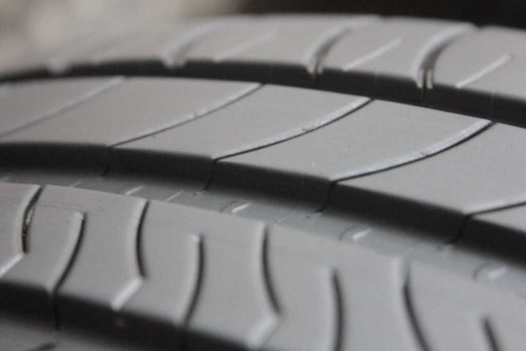 205/55/16 Michelin Energy Saver + S1 205/55 R16 94H XL